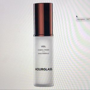 Hourglass Veil Mineral Primer